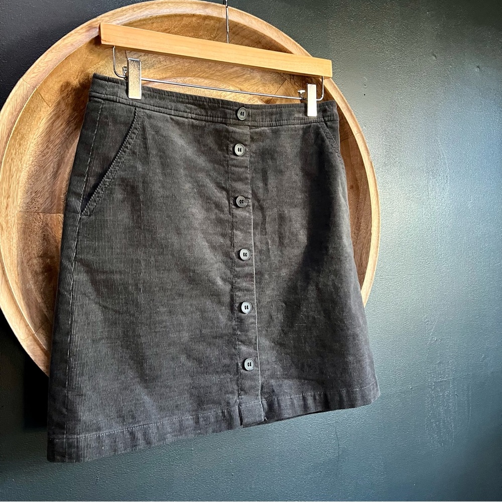 J Crew Women's Cruiser Cord Skirt Size 6 NWT